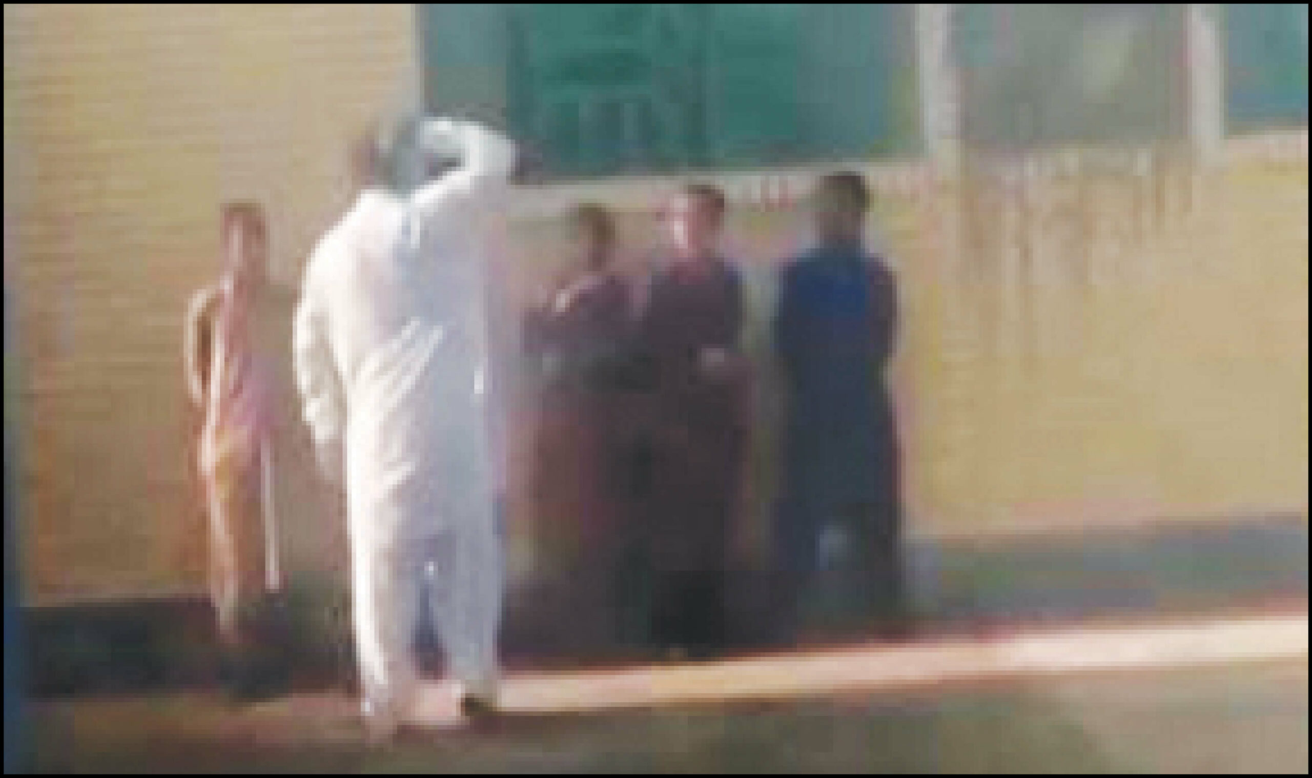 انتشار ویدئویی در فضای مجازی که نشان دهنده تنبیه بدنی دانش آموزی در شهرستان کنارک است!